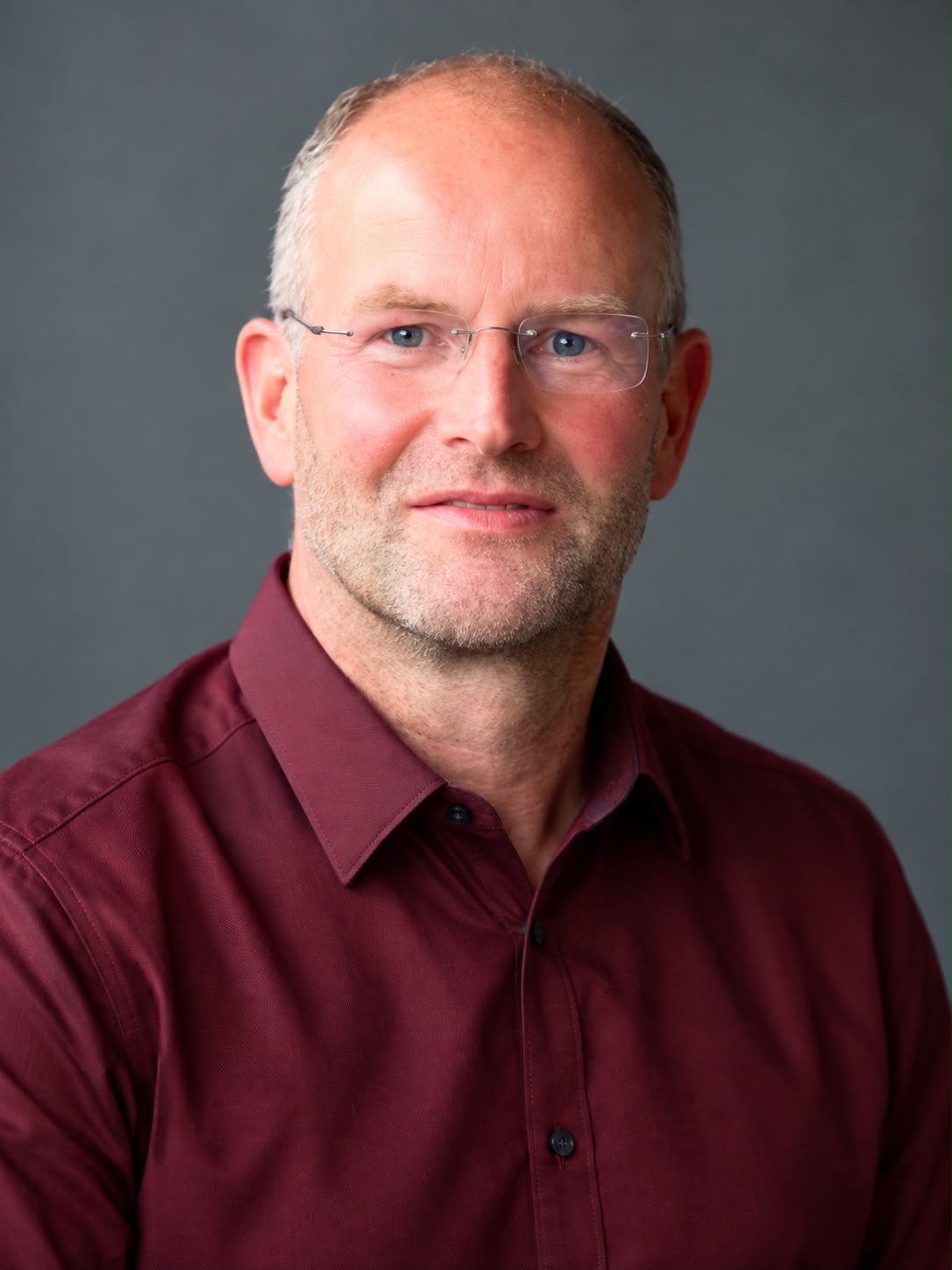 Porträt von Dr. Enno Schweinberger